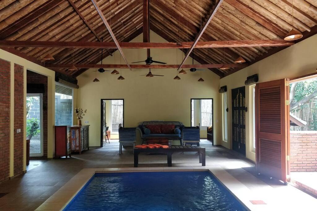 Villa King: Unique Villa With Indoor Swimming Pool 艾湄湾 外观 照片